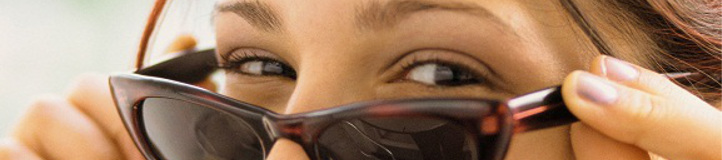 girl with sunglasdses